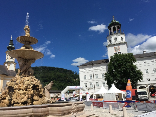 Mozart Residenzplatz640